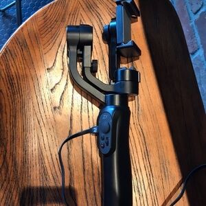 Zhiyun Smooth Q 3-Axis Gimbal Stabilizer